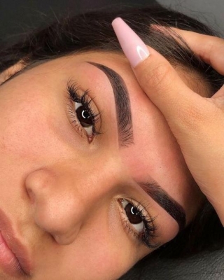 Achieving Natural-looking Brows: The Benefits Of Ombre Powder Brows