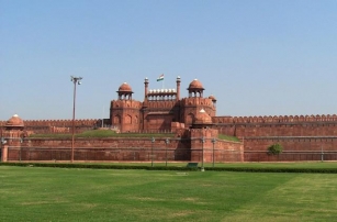 Your Ultimate Guide To Historical Monuments In Delhi For 2024