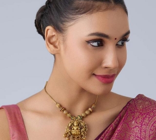 Navigating The Thriving World Of Online Jewellery Shopping In India