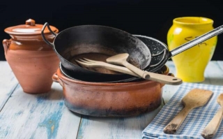 How To Get Rid Of Old Pots And Pans Safely