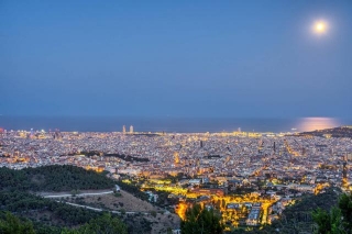 Barcelona Bound: 48 Hours Of Sizzling Sights And Unbeatable Experiences! - Andy