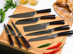This 8-piece Seido Japanese Knife Set Is Just $110 For Mother’s Day