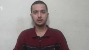 Hamas Veröffentlicht Video Von 24-jähriger Geisel