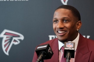 Michael Penix Jr. Hears From Kirk Cousins — And Michael Vick — After Landing With Atlanta Falcons As NFL Draft’s 1st-round Surprise