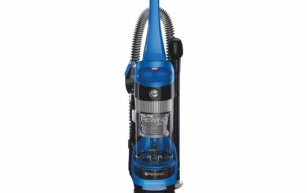 Hoover vs. Dyson: A Guide to Choose the Best Vacuum Cleaner for You or Mr. Bage