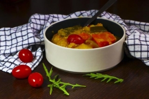 Comfort In A Bowl: The Perfect Vegan Stew For Any Season