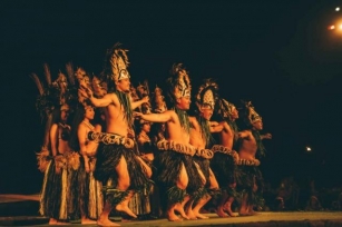 La Danse Hawaienne Traditionnelle : Une Célébration De La Culture Polynésienne