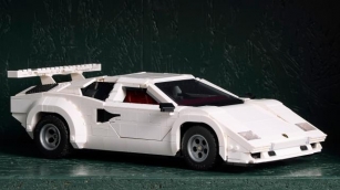 The Classic Lamborghini Countach Is Now Available In Lego