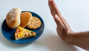 Ditch The Convenience: Five Reasons To Stop Eating Processed Food