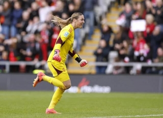 Through To The Final: United Women Stun Chelsea To Earn A Trip To Wembley
