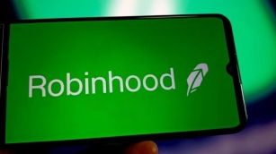 Robinhood Acquires Bitstamp For $200M: Expanding Crypto Reach Globally