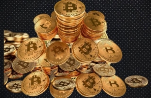 Bitcoin Investors Move To Self-Custody: Shift From Exchanges To Personal Wallets
