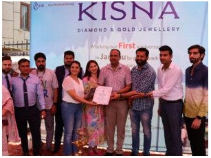KISNA Diamond And Gold Jewellery Celebrates 1st Anniversary Of Jammu Franchise Showroom With CSR