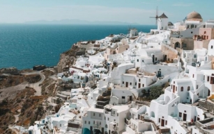 Santorini Greece  2024: A Perfect Getaway