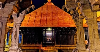 Ashta Lakshmis And Sahasra Lingam Of Nellaiyappar Temple