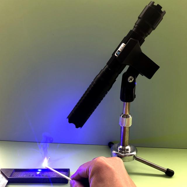 Laser that Lights Matches Burning Stuffs Wood Paper Plastics