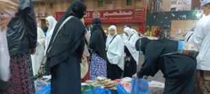 Rindu Terobati, Jemaah Haji Temukan Kuliner Nusantara Di Mekkah