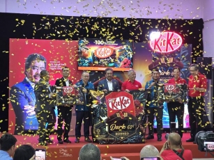 KitKat Dark Borneo Made With Cocoa Beans From Sabah And Sarawak