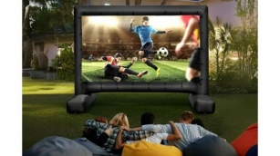 This Outdoor XL Inflatable Projector Screen Is Perfect For Movie Nights This Summer!