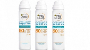 Garnier Ambre Solaire SPF 50 Super UV Over Makeup Mist £6.62 @ Amazon