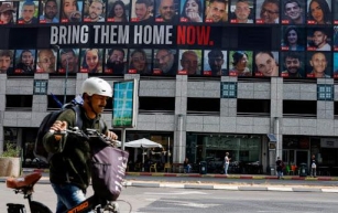 EUA e outros 17 países divulgam declaração conjunta exigindo que o Hamas liberte os reféns