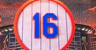 Mets Beat The KC Royals 2-1 After The Ceremony To Retire Doc Gooden's #16