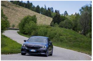 BMW Serie 5 Touring: Sportiva, Elegante E Adesso Anche 100% Elettrica