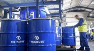 Metalube Develops Sustainable Lubricant Technology For Wood Panel Industry