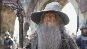 The Hunt For Gollum, Ian McKellen Pronto A Tornare Nel Ruolo Di Gandalf, Ma A Una Condizione 