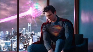Superman, Collaboratore Di Zack Snyder Critica Il Costume: 