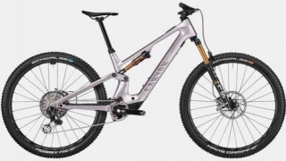 Thin Frame Mountain Bikes - The Neuron:ONfly From Canyon Lowers Its Weight Even Further (TrendHunter.com)