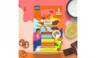 Textural Travel Chocolate Products - The Ritter Sport Summer Selection Tower Has Five Bars (TrendHunter.com)