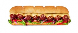 Smoky BBQ-Inspired Sandwiches - Subway The Smokehouse Edition Sandwiches Come In Three Options (TrendHunter.com)