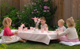 Here Are 4 Ways To Bond With Your Kids Over Tea Parties