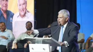 Panama Presidential Hopeful Mulino Holds Last Rally Before Election