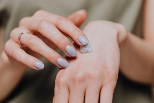 Which Spa Manicure Is Better?