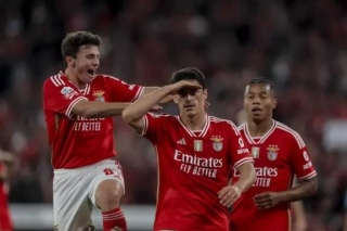 Benfica Vence Tranquilamente Vizela E Segue Na Frente Do Campeonato