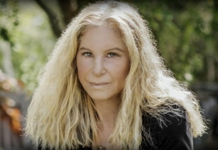 „Gwiazda Odkryła Swoją Prawdziwą Miłość W Wieku 55 Lat! 😲 Barbra Streisand Znalazła Miłość W Domu Byłego Partnera!” 🤫