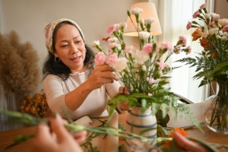 DIY Flower Care: Helping Your Flowers Live As Long As Possible