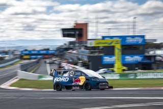 Ford EV Supervan Bests Mercedes-Benz AMG, Sets Three Records At Mount Panorama