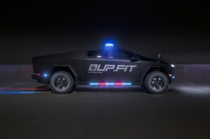 Tesla Cybertruck Police Cruiser Gets Official Unveil, Deploys This Year