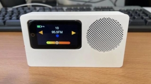 ESP32-S3-based Kit Allows You To Build An Internet Radio With A Touchscreen Display