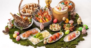 Make This A Family Easter With Buffet Lunch Featuring Poolside BBQ At Holiday Inn Bangkok