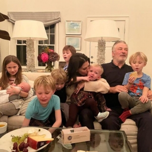 Alec Baldwin Secures Reality Show With Wife And Seven Kids