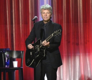 Jon Bon Jovi Says He Will Quit If He Fails To Recover From Vocal Cord Surgery
