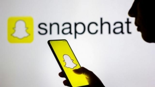 Snapchat Marketing: The Guide For Businesses