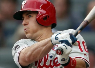 Realmuto Homers As Phillies Take Care Of Nationals