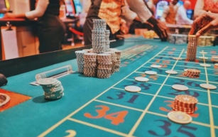 Commission finds special tax rules for public casinos operators in Germany to be incompatible State aid