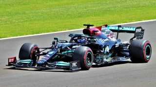 Formula 1: Lewis Hamilton Vizat De CRITICI Oficiale De ULTIM MOMENT Ale Mercedes Dupa MP Al Chinei
