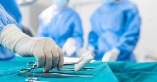 Hospitais Cancelam Cirurgias Oncológicas Após Ciberataque Russo
